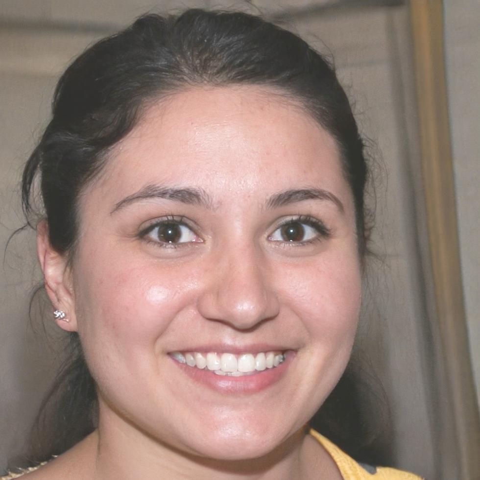 Portrait de Léa Fontaine, formatrice en suivi des dépenses